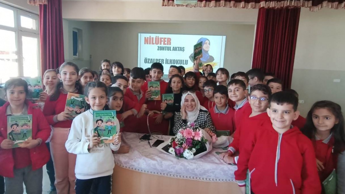 Yeşilyurt Çocuk Kitapları Festivali Yazar-Öğrenci Buluşması